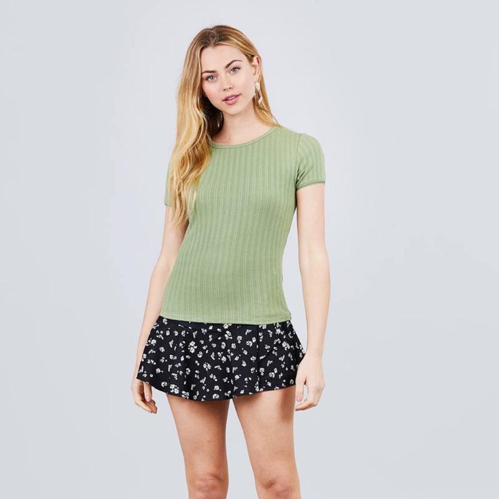 Short Sleeve W/lace Trim Detail Crew Neck Top